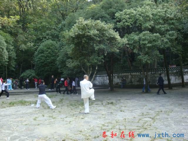 С DSC08010.JPG