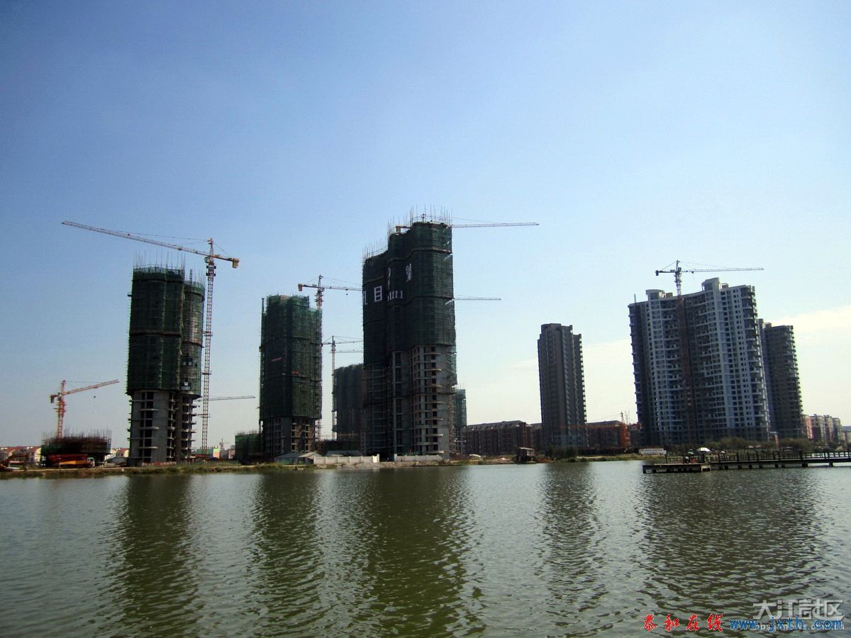 1010050935f3b7b573e348cec1.jpg