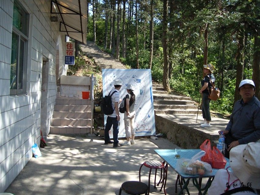 img002.jpg