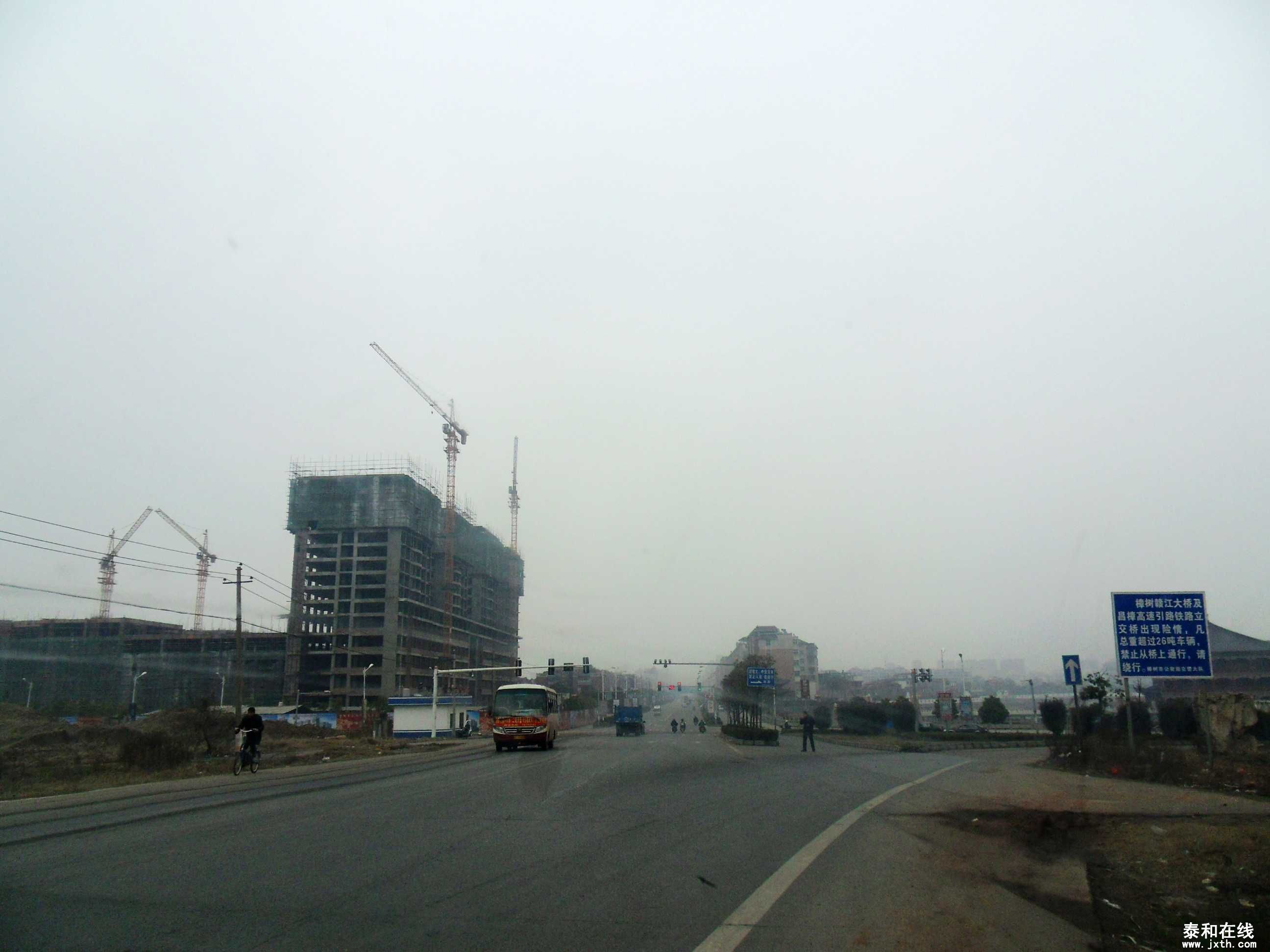 e2.jpg