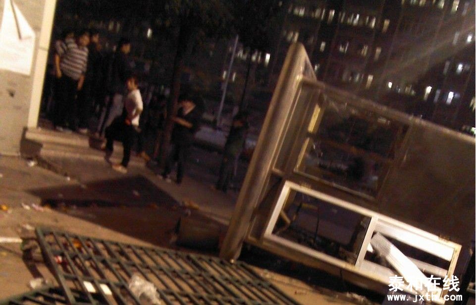 7_1430060.jpg