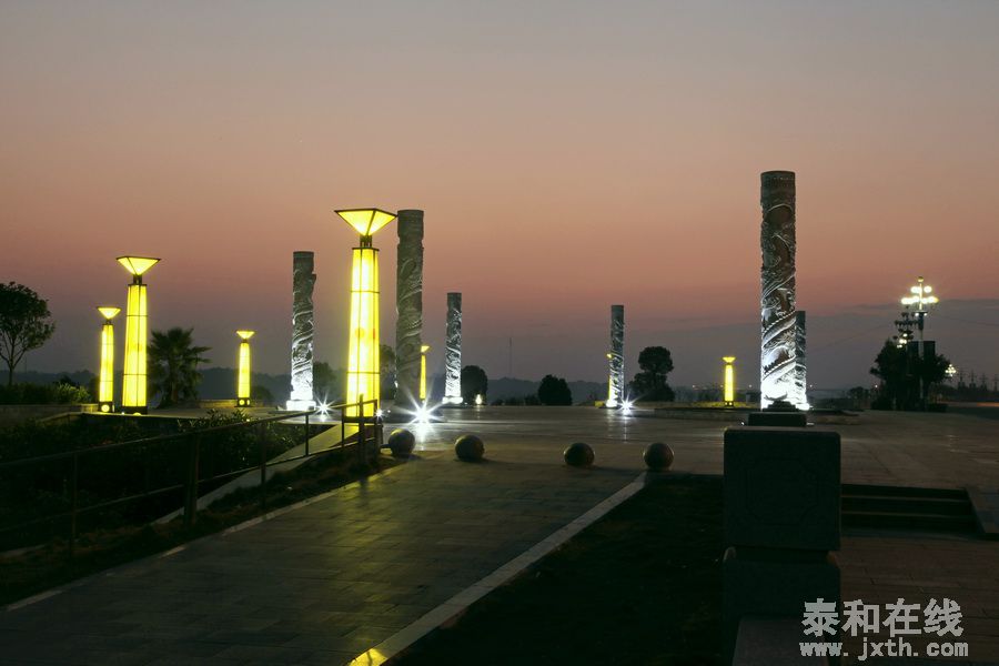 Ƭ 005.jpg