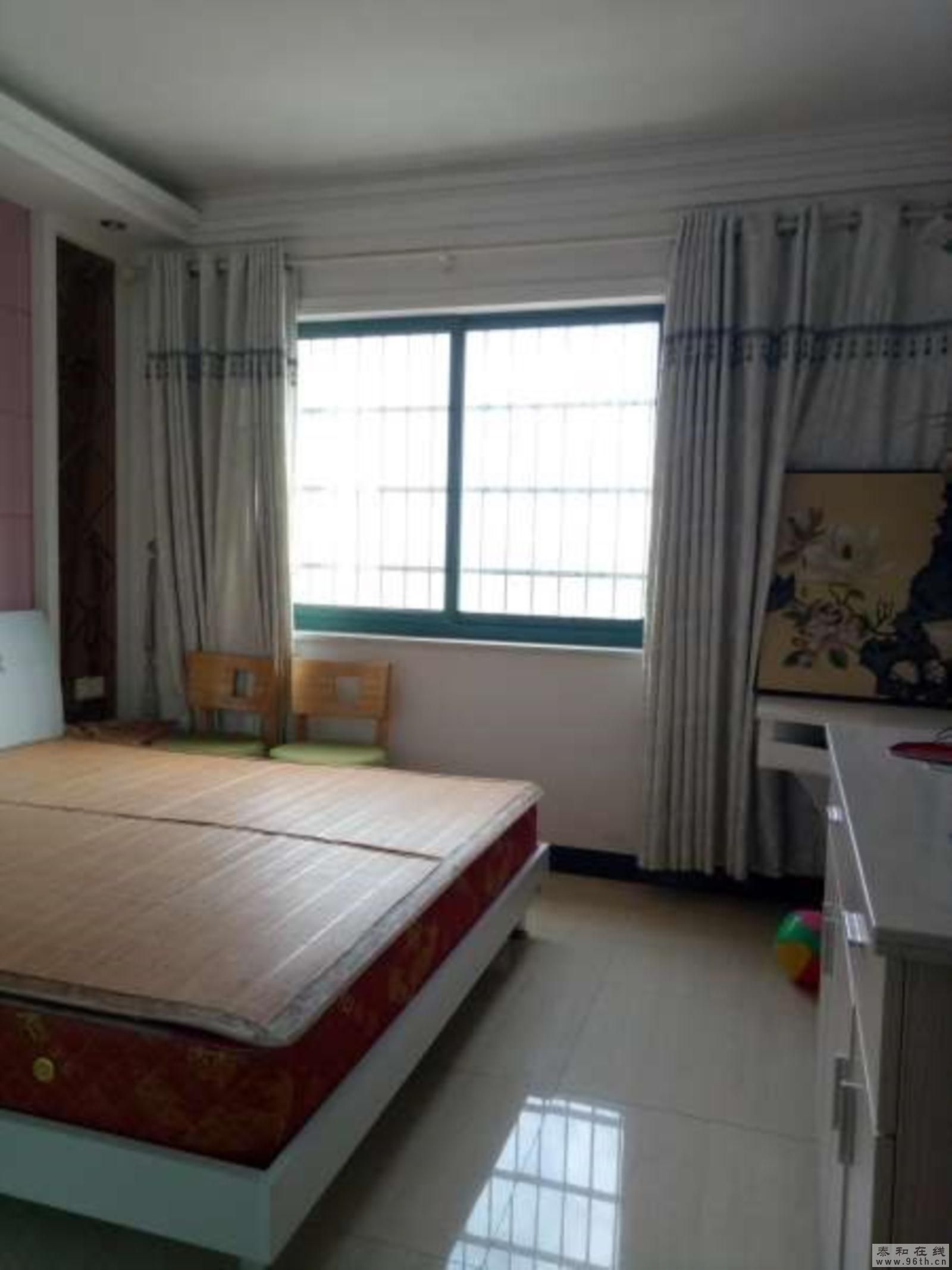 House_556cde96-f875-417c-8390-d8c111125f85_big.jpg
