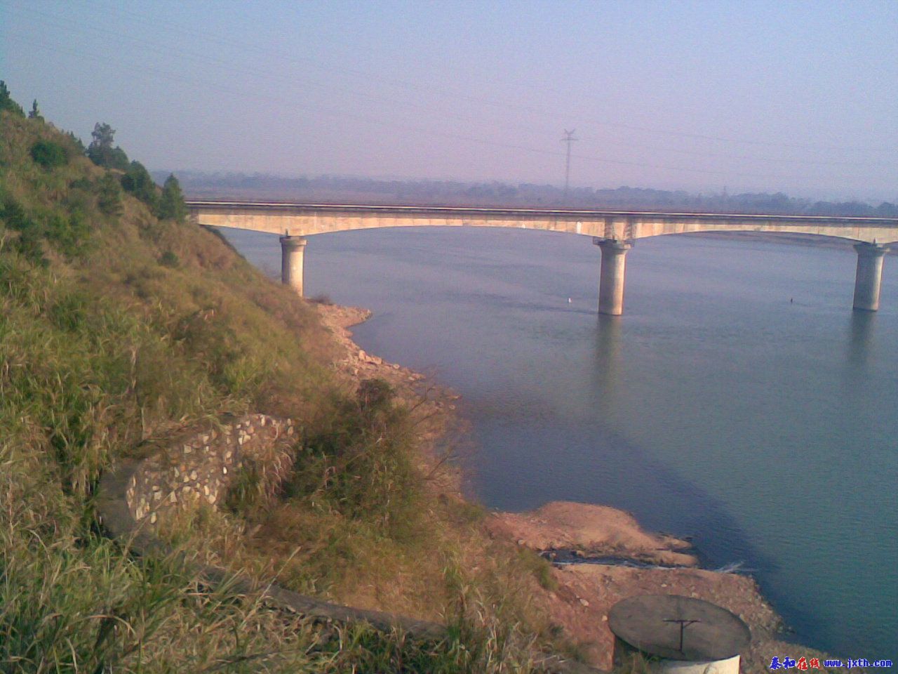 20080103_51b683f7d843af12d80dStnWimZKXrj8.jpg