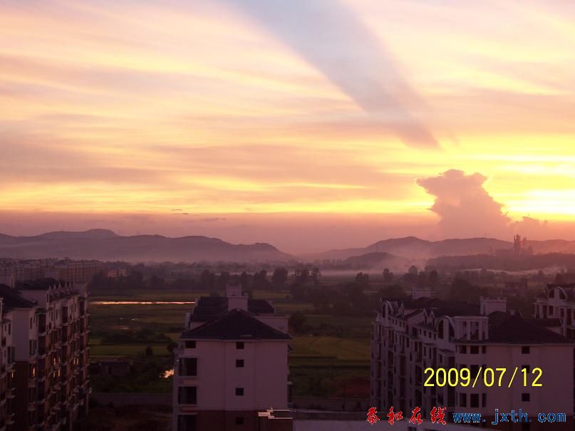 2DF9672C.jpg