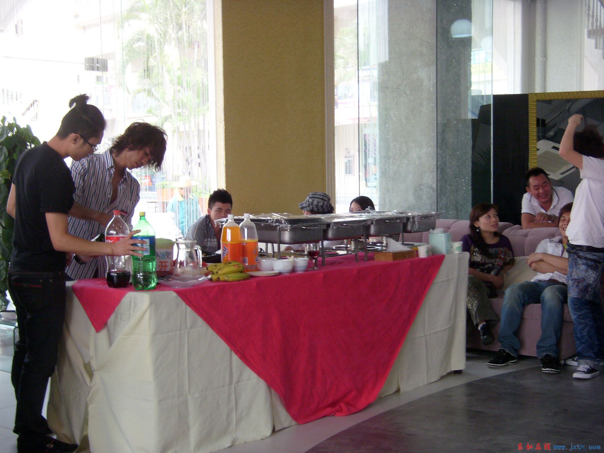 SI850238.JPG
