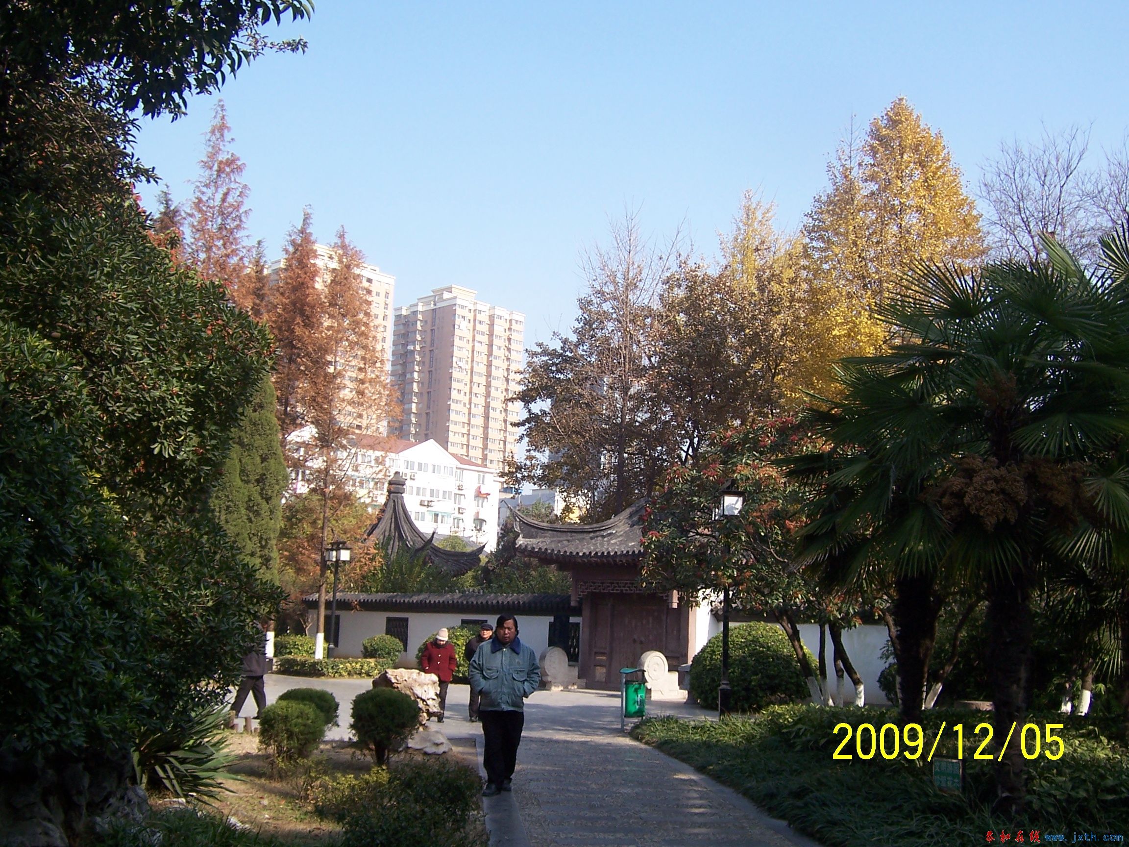 100_7617.jpg