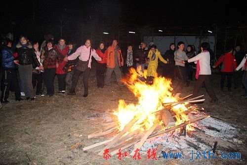 img027.jpg