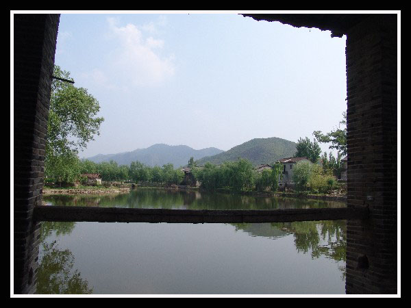 img3.jpg